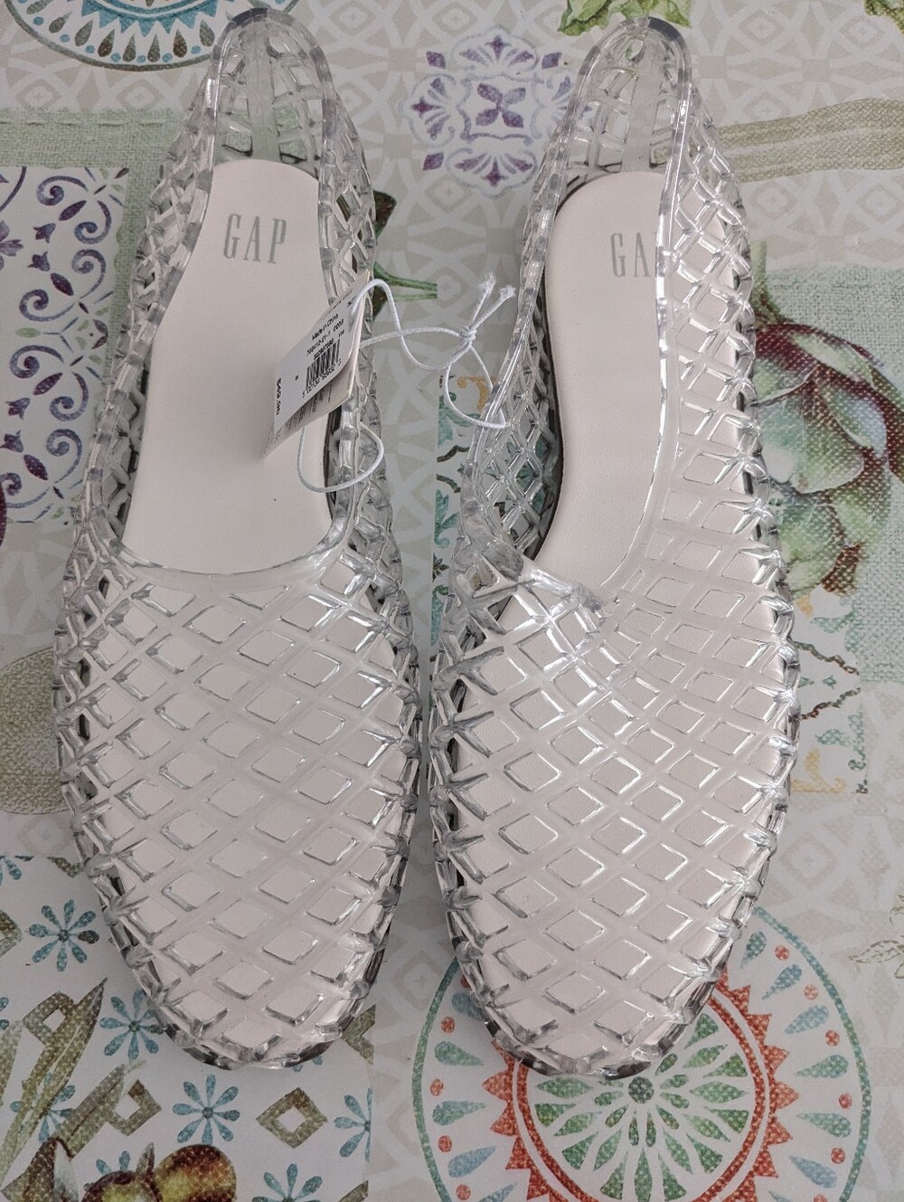 GAP Clear Jelly Flats NWT